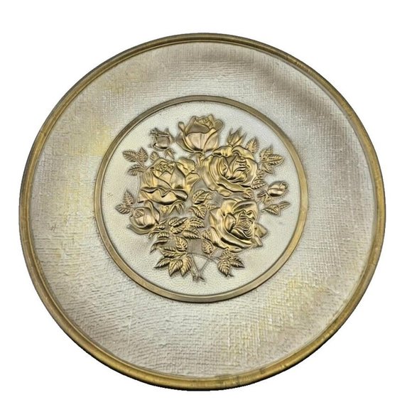 Vintage Brass Tone Roses & Beige Enamel Wall Hangng Made in England 12"‎ - Picture 1 of 7